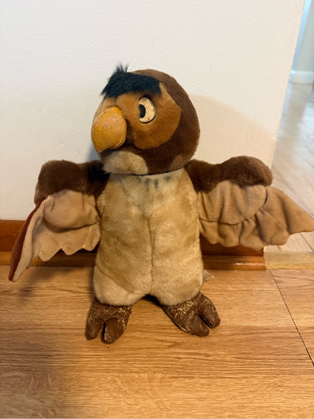Vintage Disney Store Winnie the Pooh Owl Plush Toy 10" Rotating Head